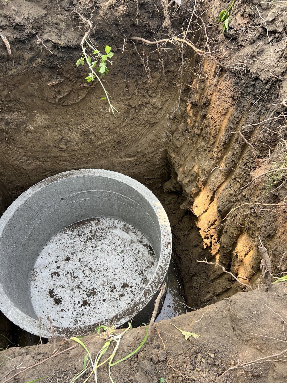 Кольцо в шахте септика